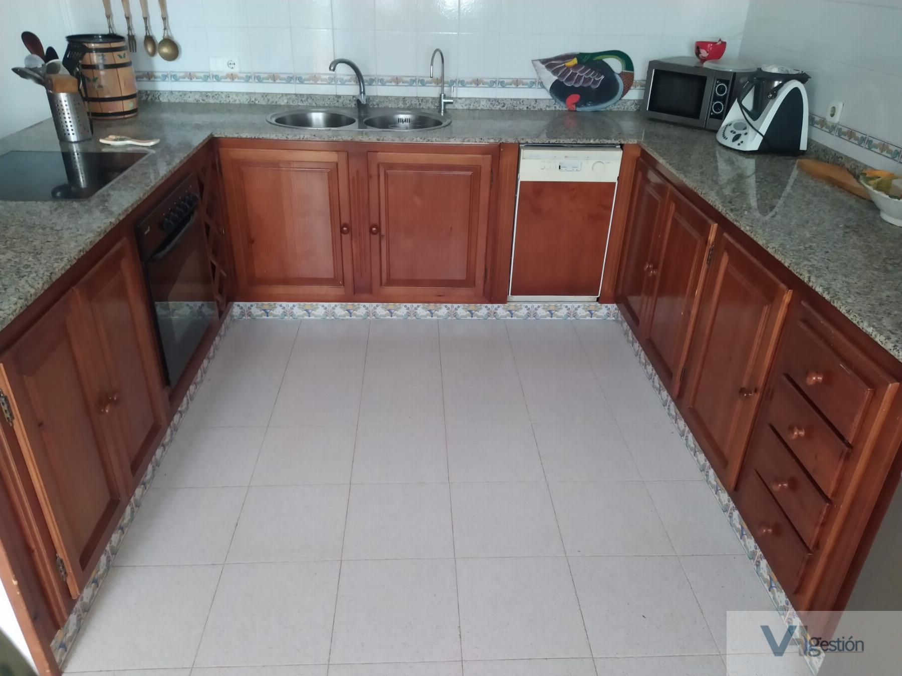 For sale of house in Villamartín