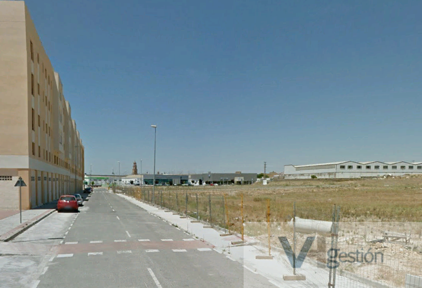 Venta de terreno en Utrera