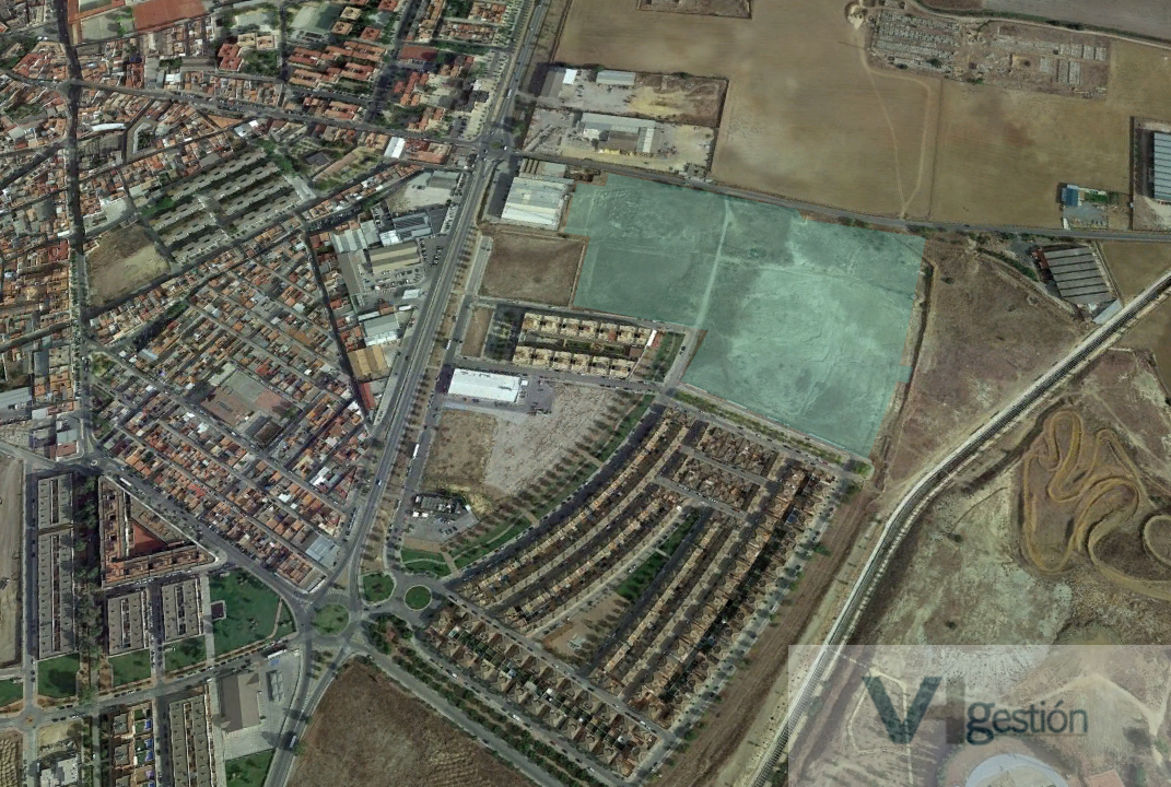 Venta de terreno en Utrera