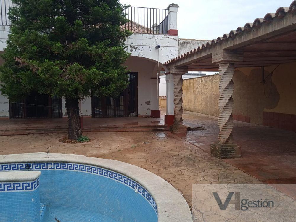 Venta de chalet en La Luisiana