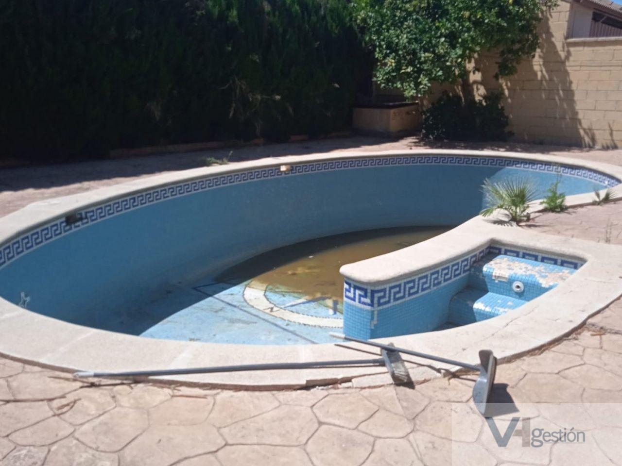 Venta de chalet en La Luisiana