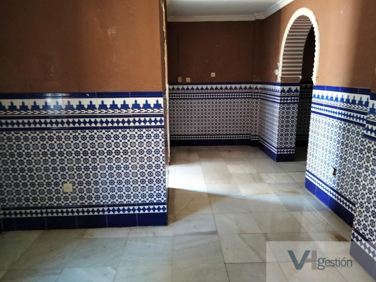 For sale of house in Alcalá del Río
