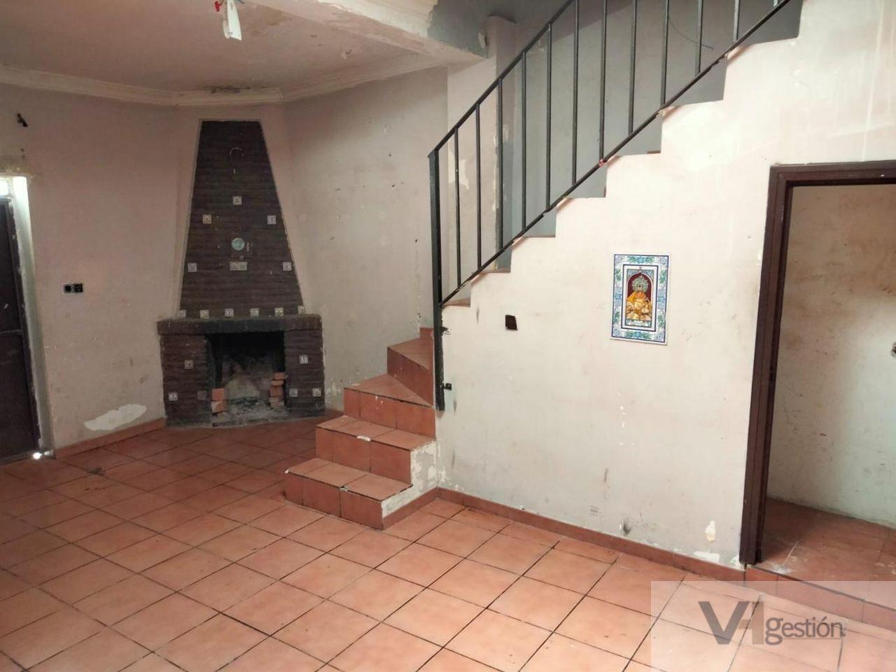 For sale of house in Guillena