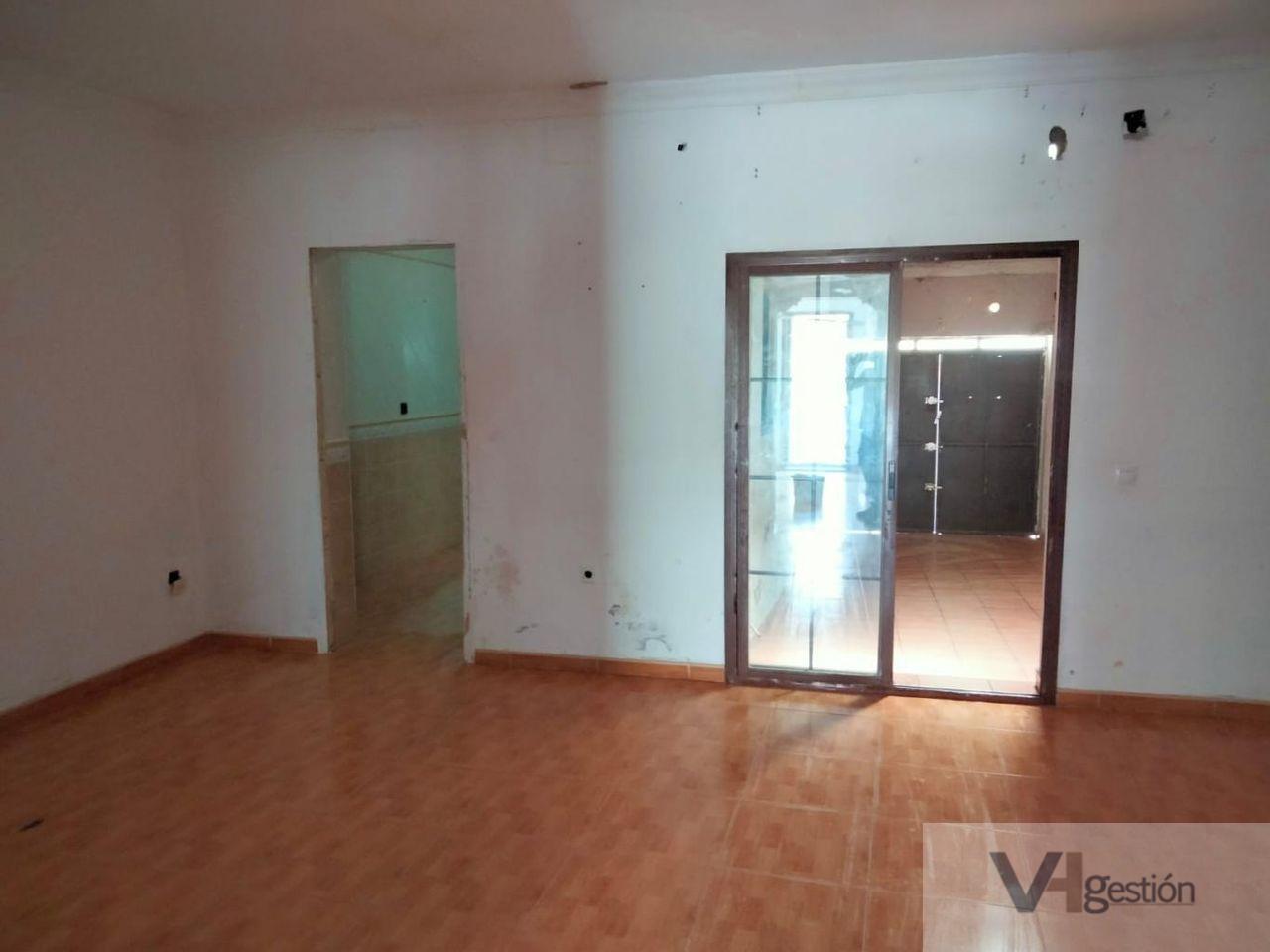 For sale of house in Guillena