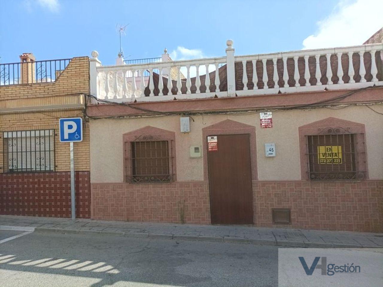 For sale of house in Guillena