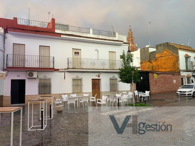 For sale of house in Carmona