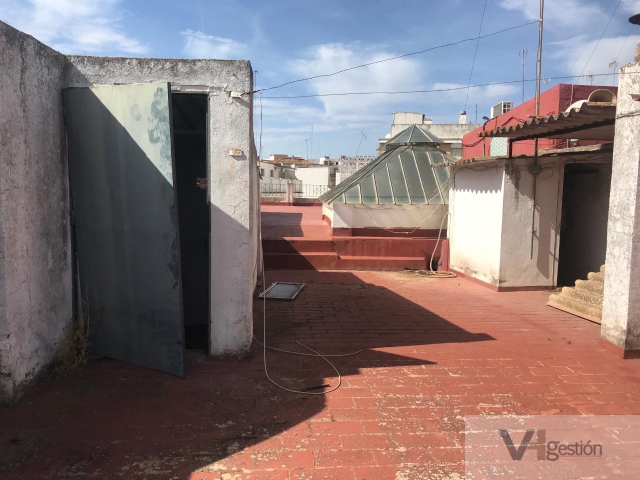 For sale of house in Carmona