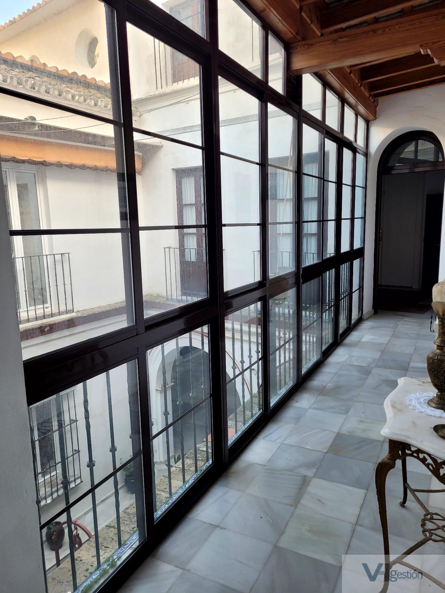 For sale of building in Sanlúcar de Barrameda