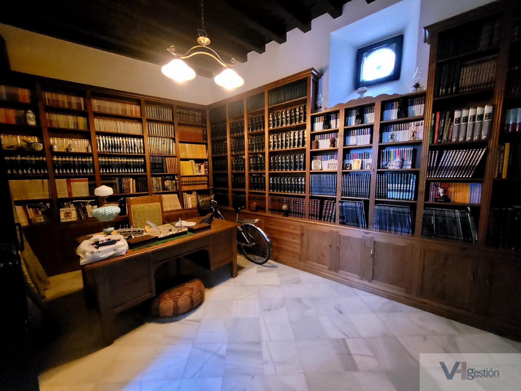 For sale of building in Sanlúcar de Barrameda