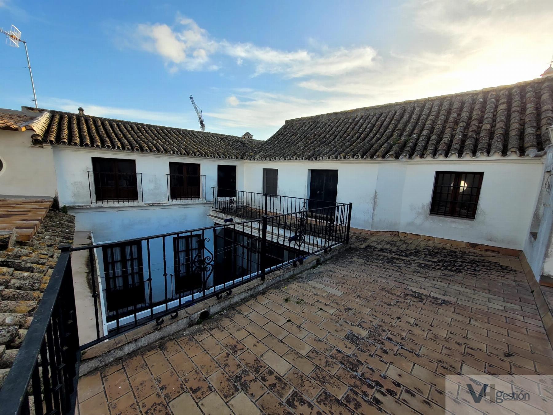 For sale of building in Sanlúcar de Barrameda