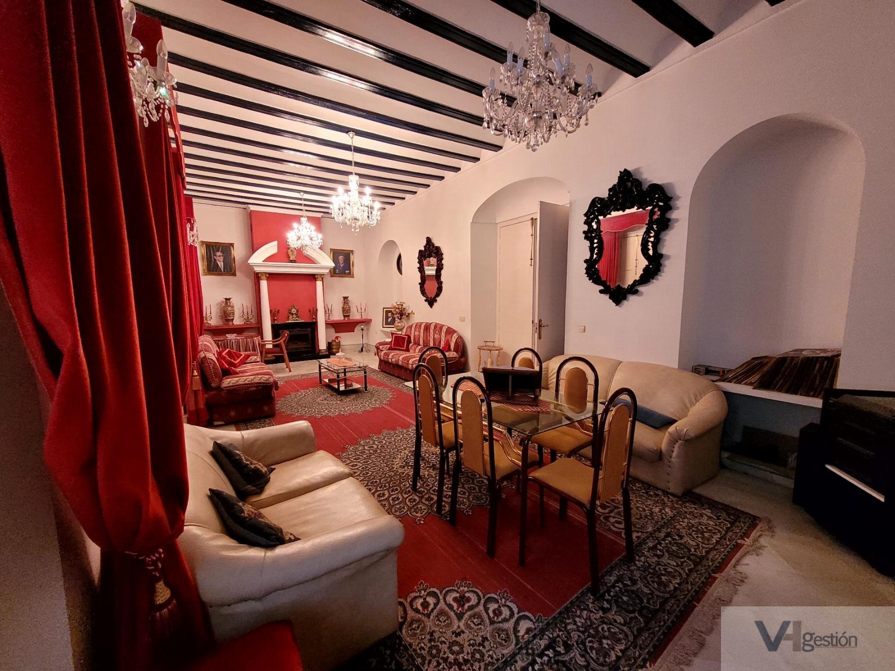 For sale of building in Sanlúcar de Barrameda