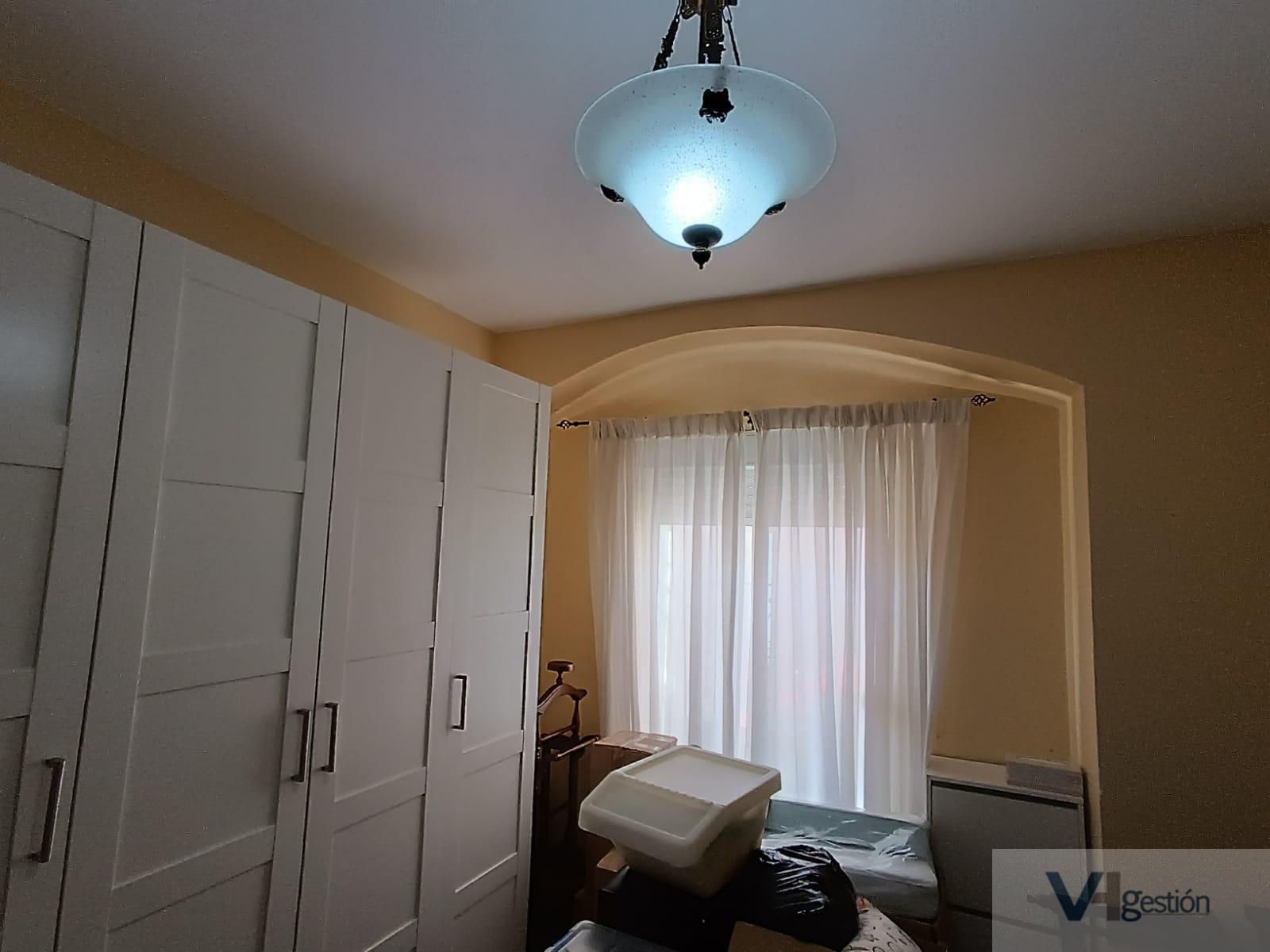 For sale of house in Villamartín
