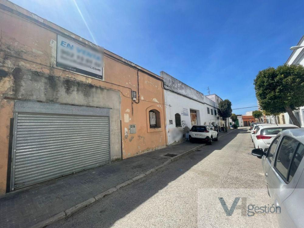 For sale of industrial plant/warehouse in Jerez de la Frontera