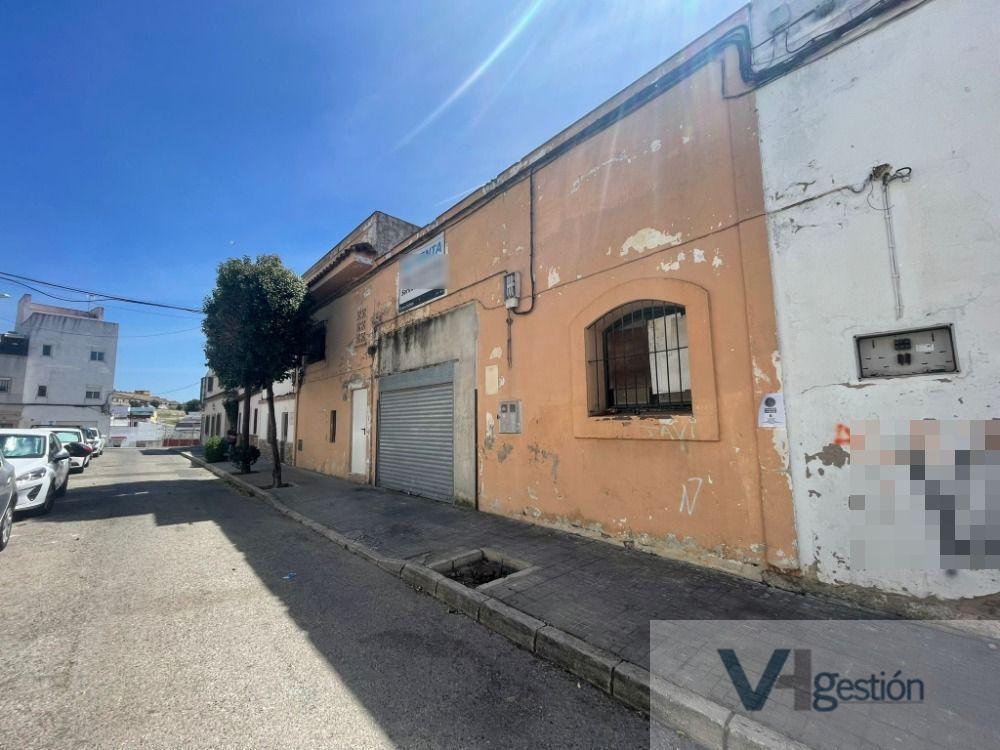 For sale of industrial plant/warehouse in Jerez de la Frontera
