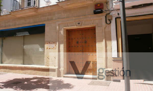 Venta de local comercial en Rota