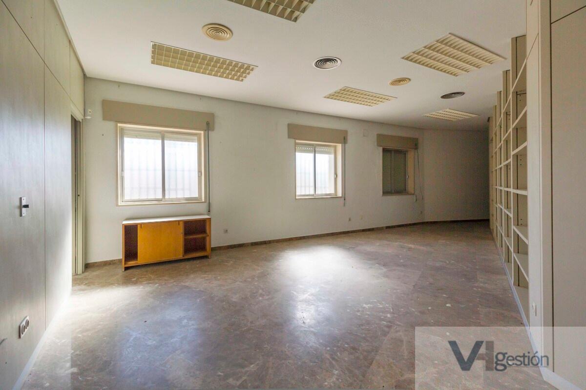 For sale of commercial in Rota