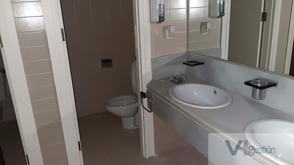 For sale of commercial in Rota