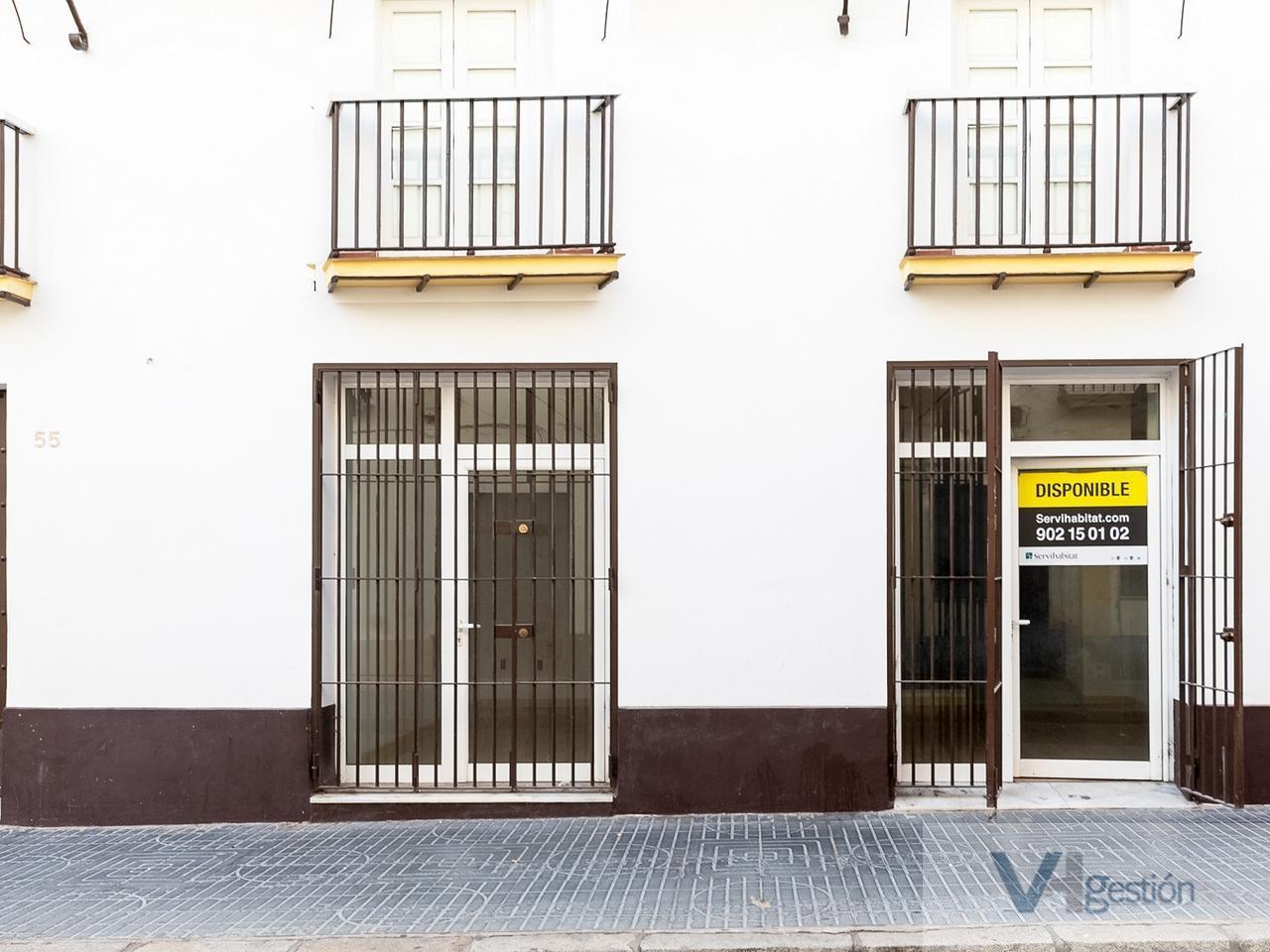 For sale of commercial in El Puerto de Santa María