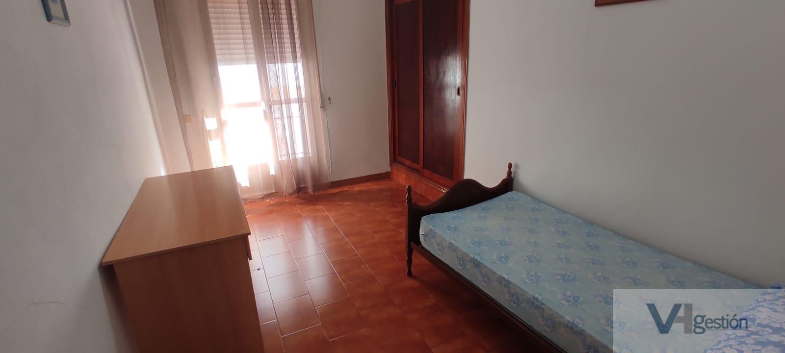 For sale of flat in Villamartín