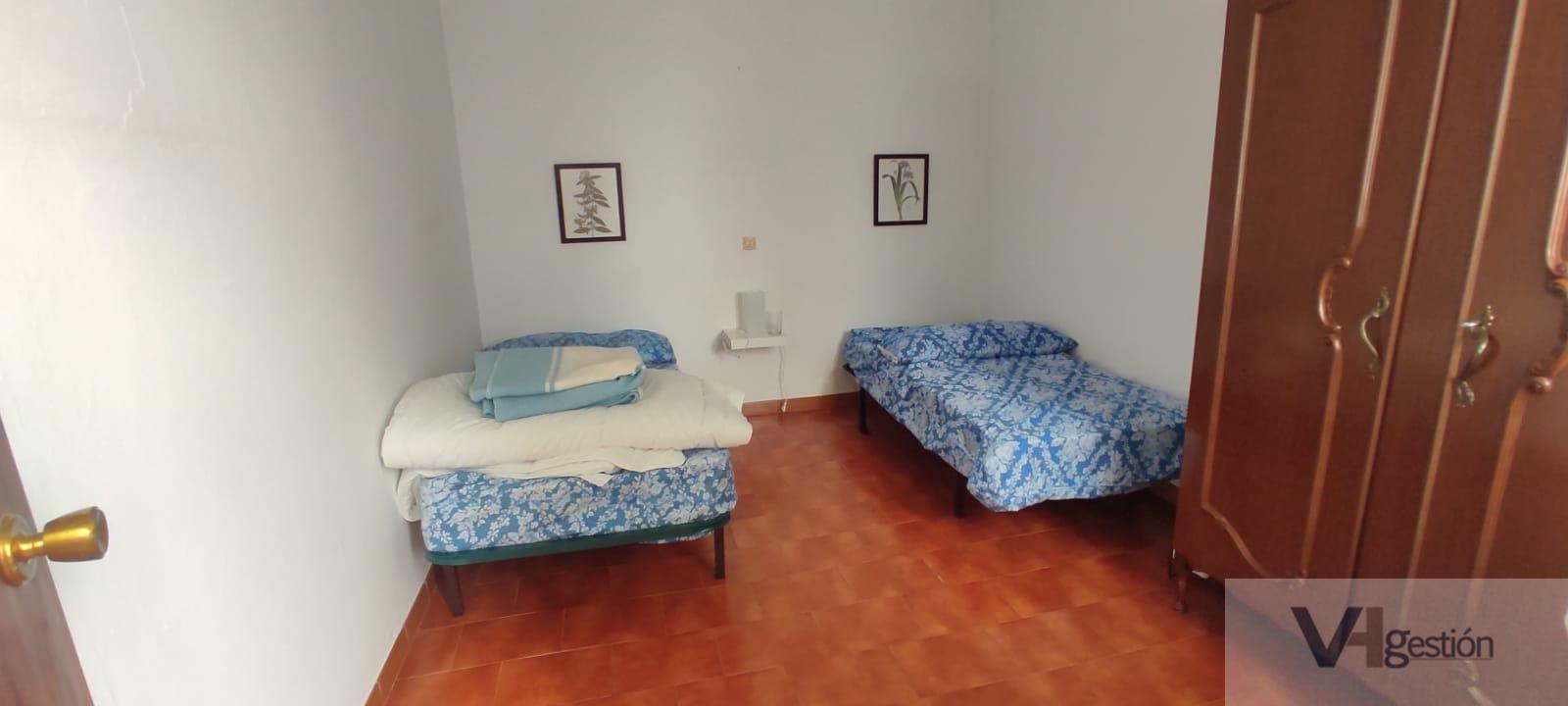 For sale of flat in Villamartín