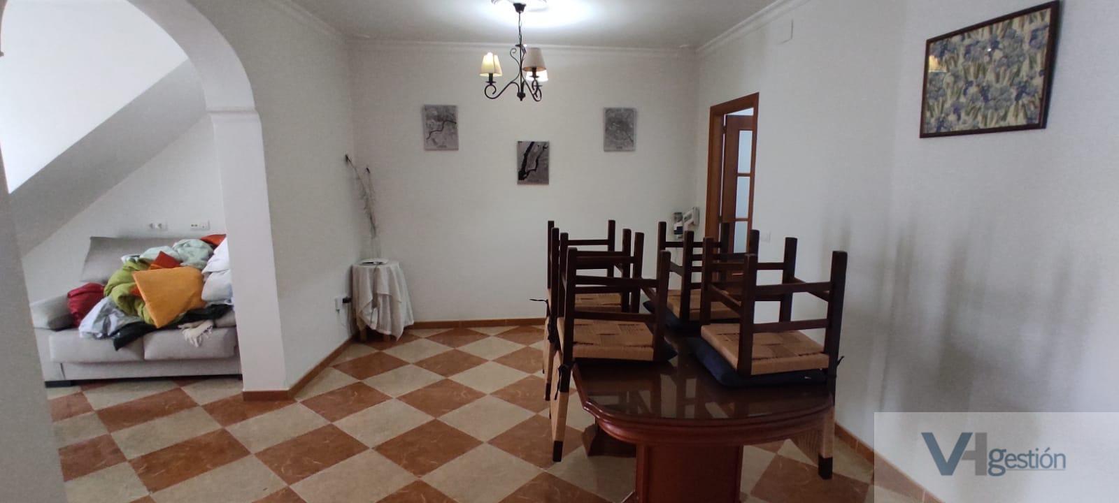 For sale of house in Villamartín