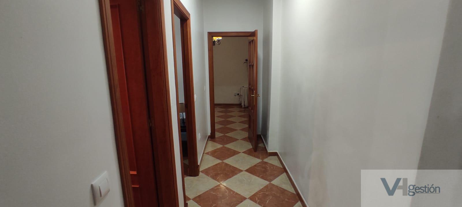 For sale of house in Villamartín