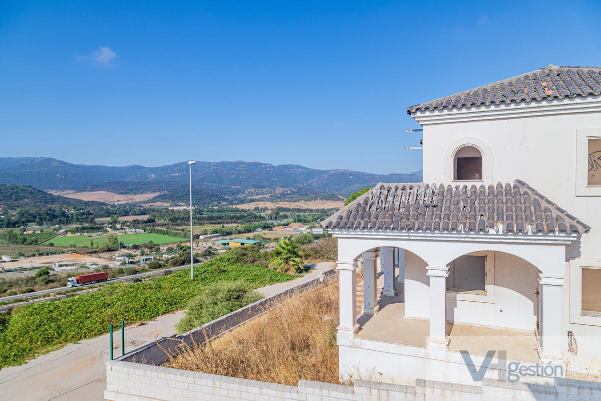 For sale of building in Los Barrios