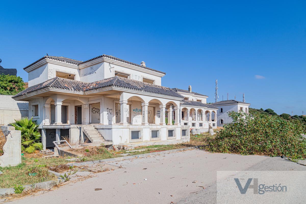 For sale of building in Los Barrios