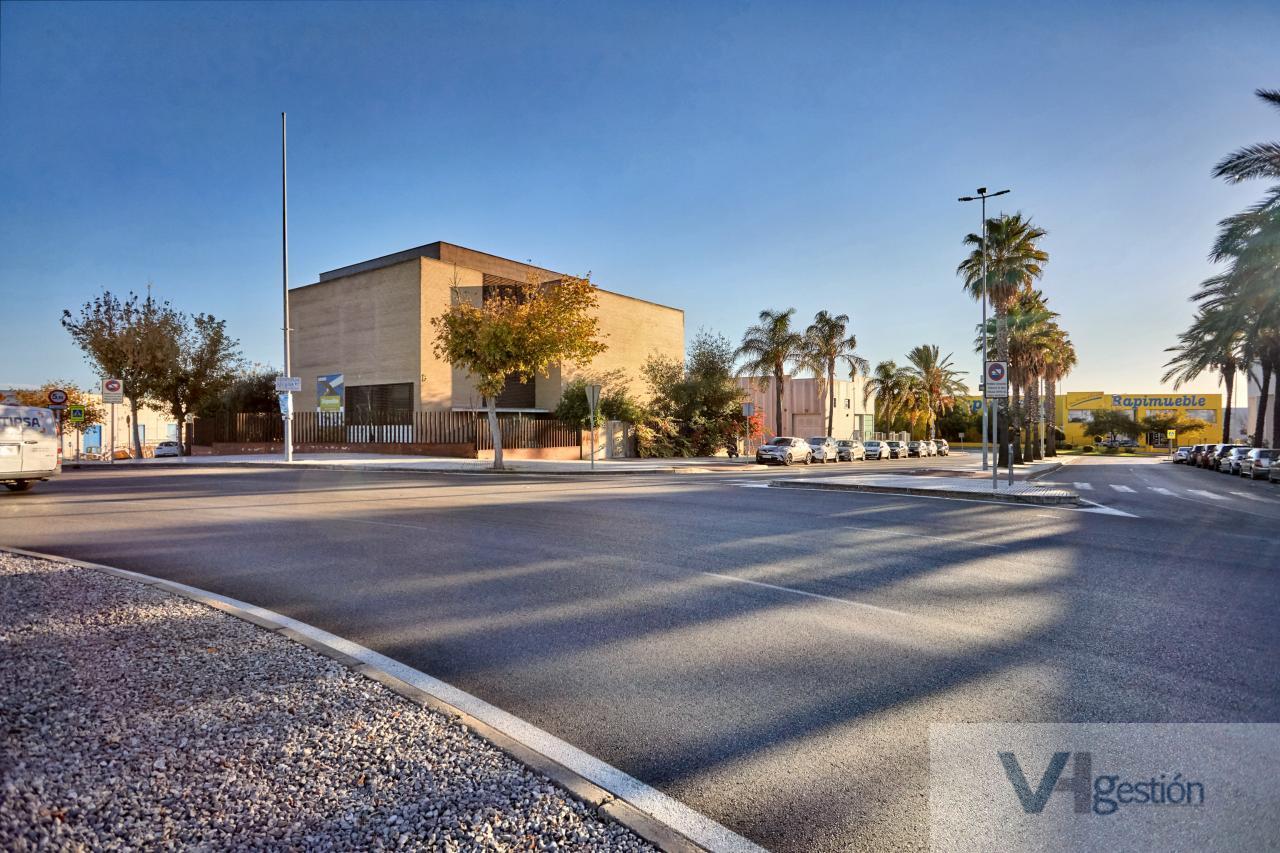 For sale of industrial plant/warehouse in Jerez de la Frontera