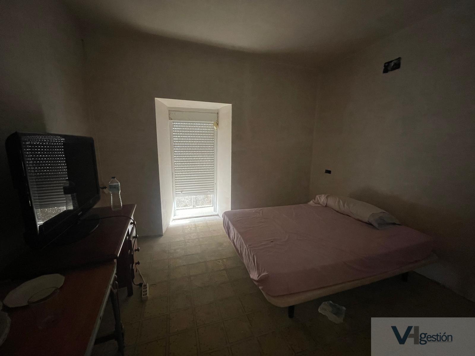 For sale of house in Villamartín