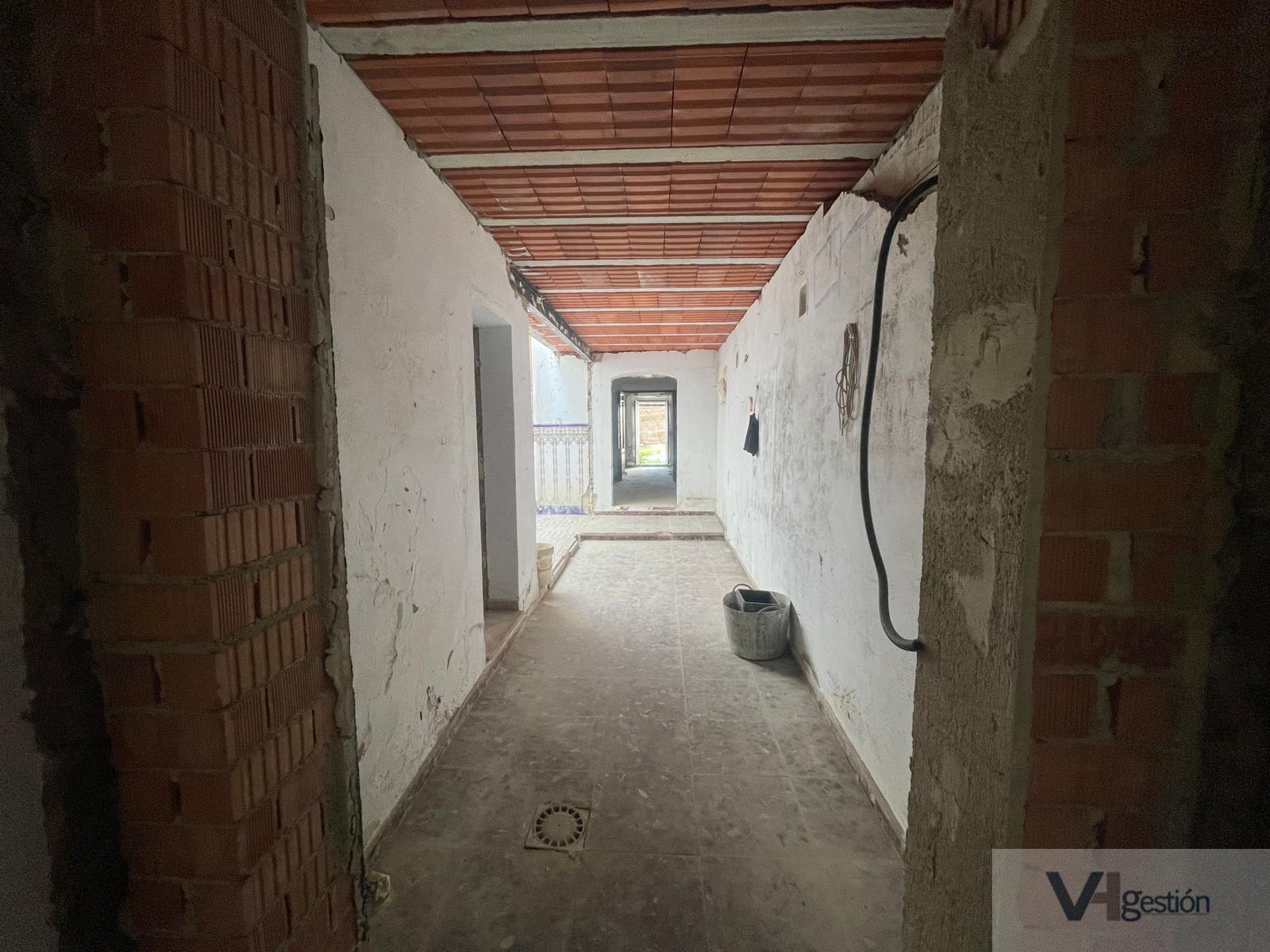 For sale of house in Villamartín