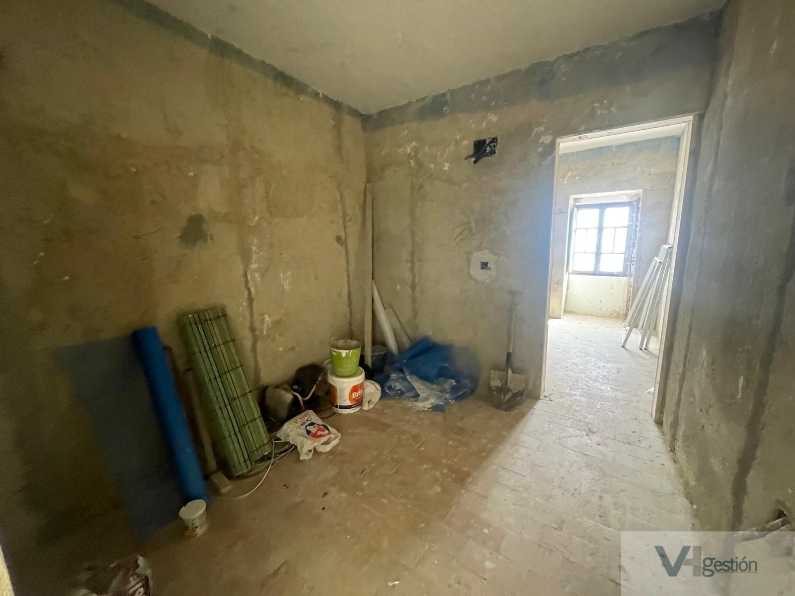 For sale of house in Villamartín