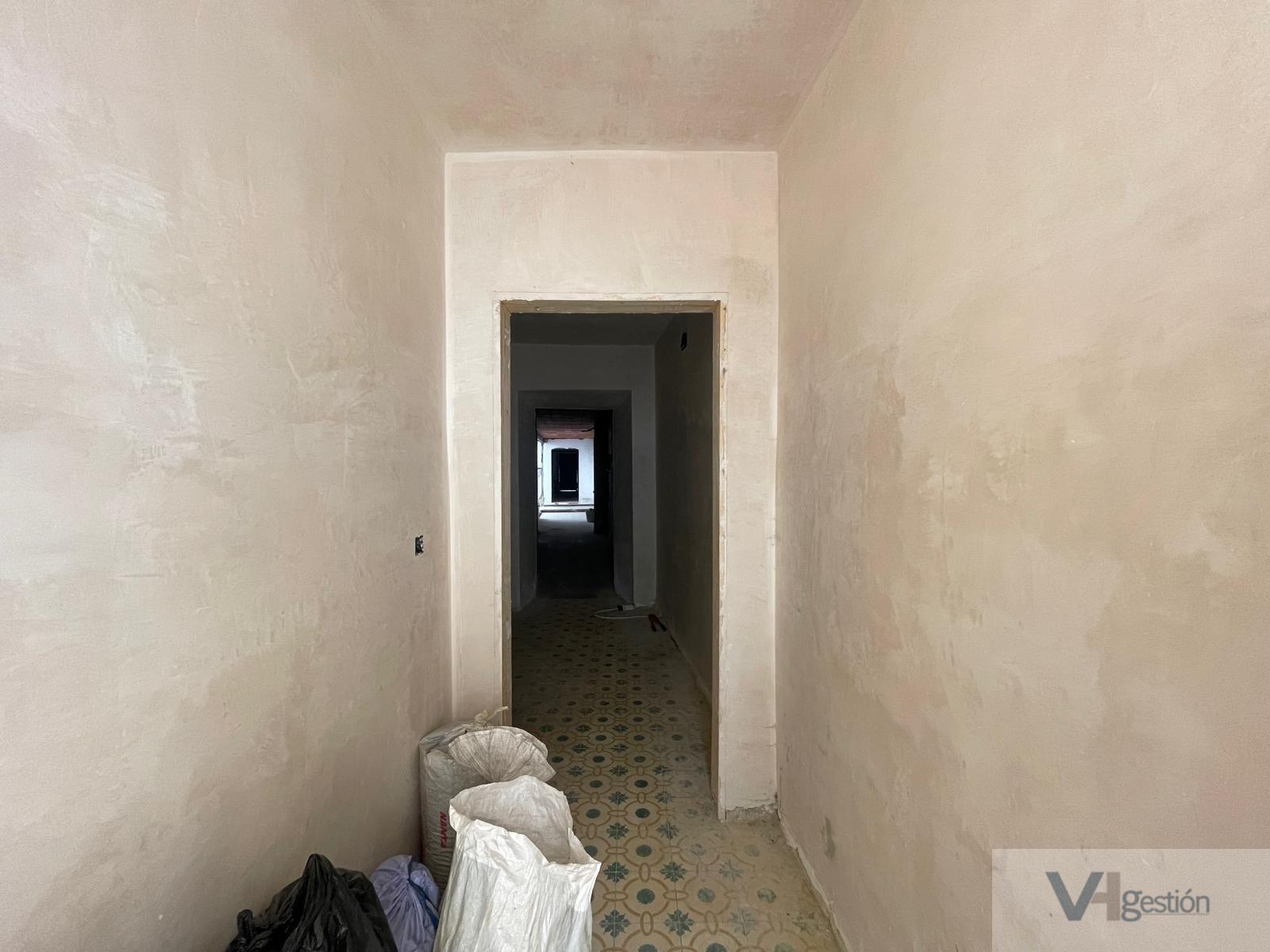 For sale of house in Villamartín