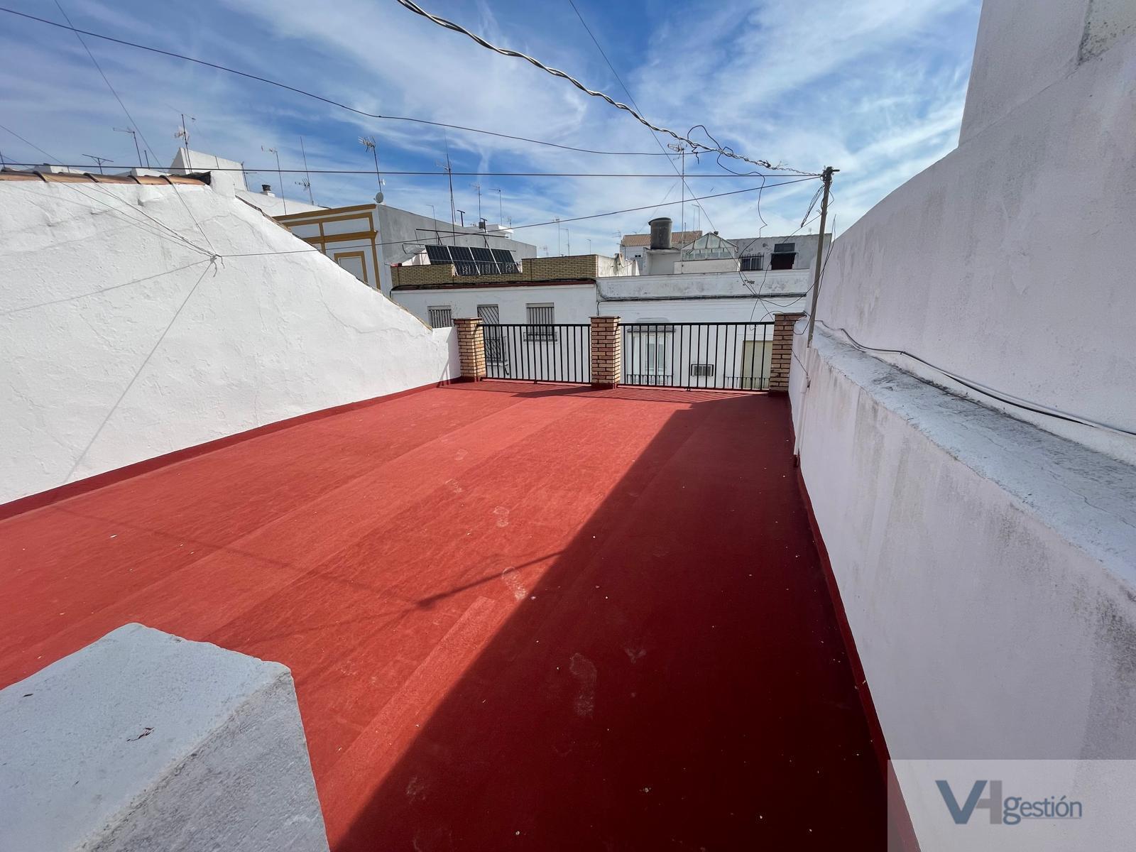 For sale of house in Villamartín