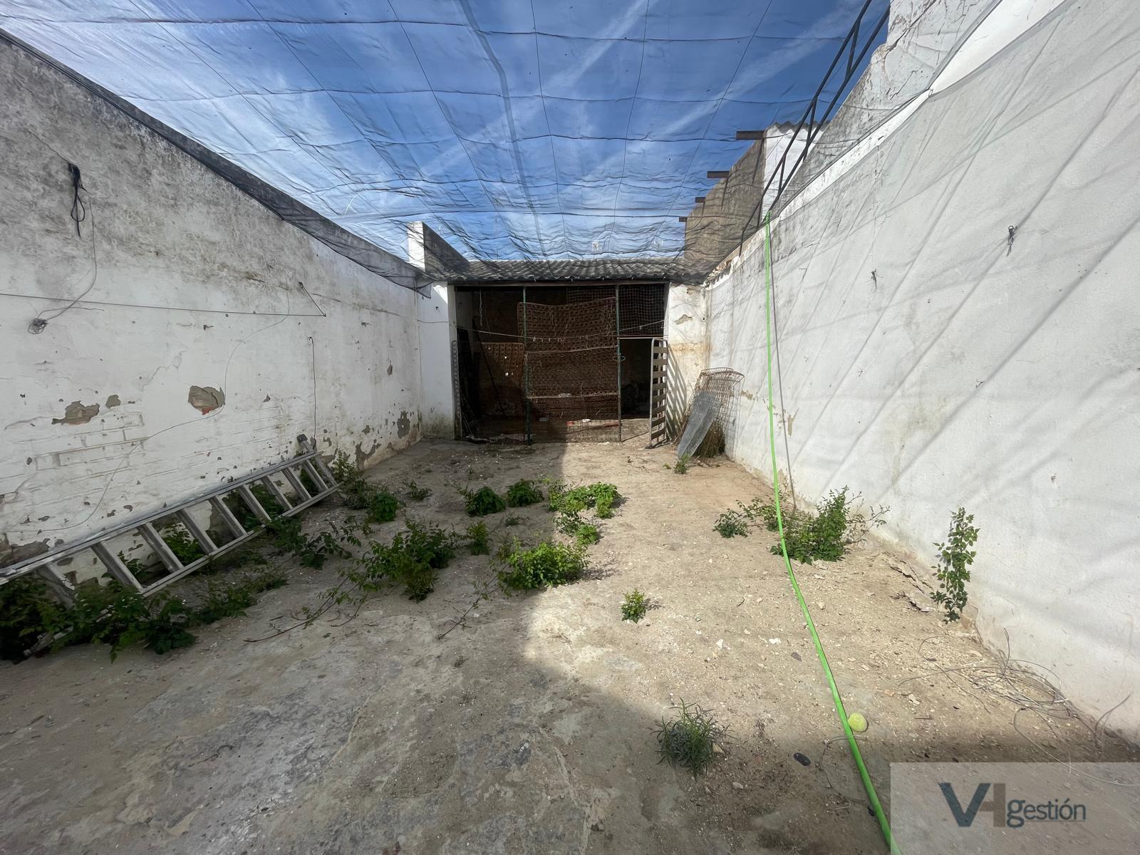 For sale of house in Villamartín
