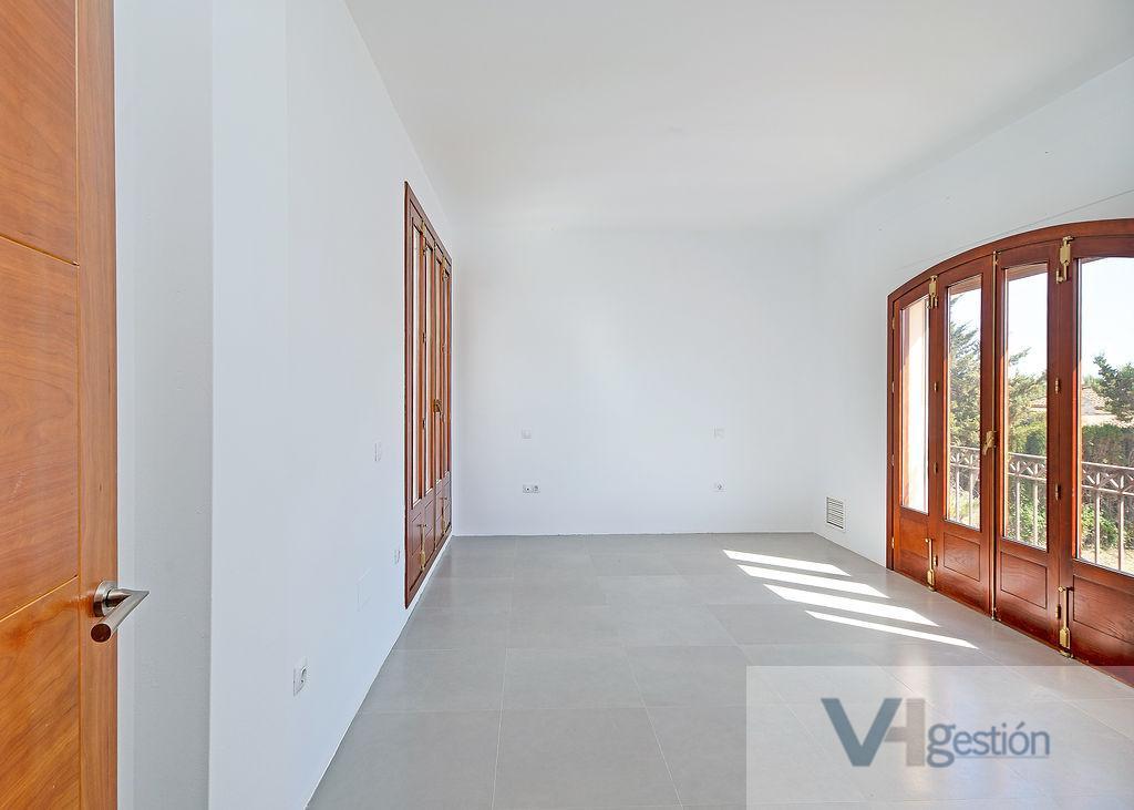 For sale of chalet in Sotogrande