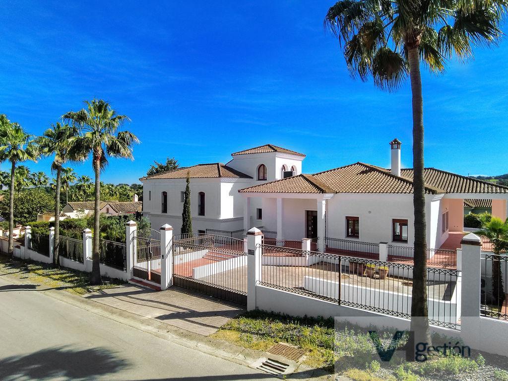 For sale of chalet in Sotogrande