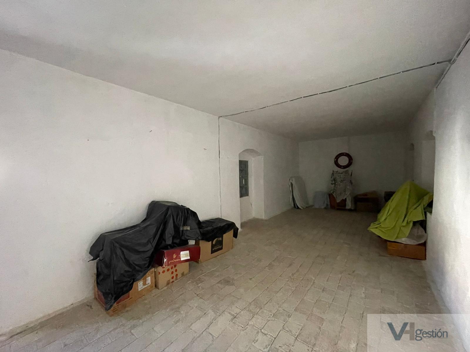 For sale of house in Villamartín