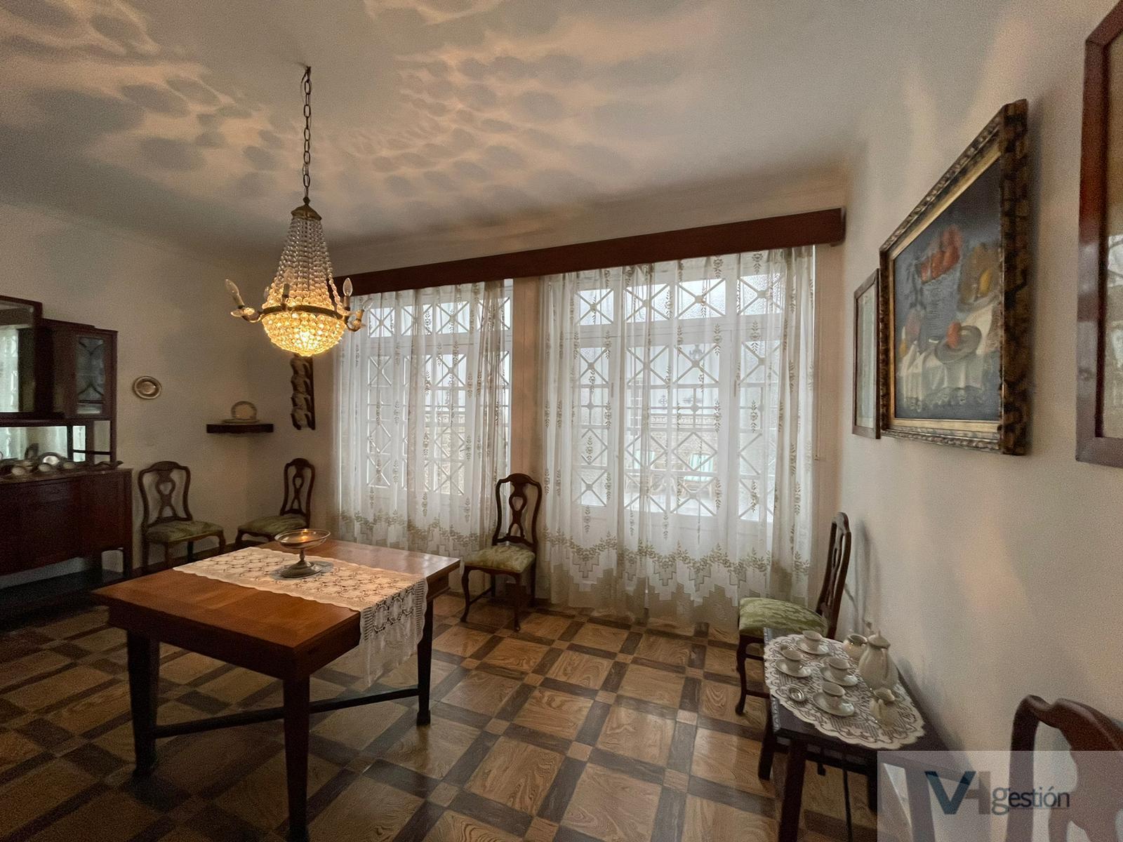 For sale of house in Villamartín