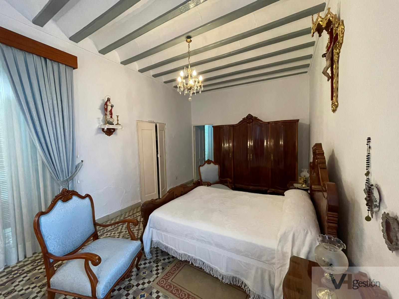For sale of house in Villamartín