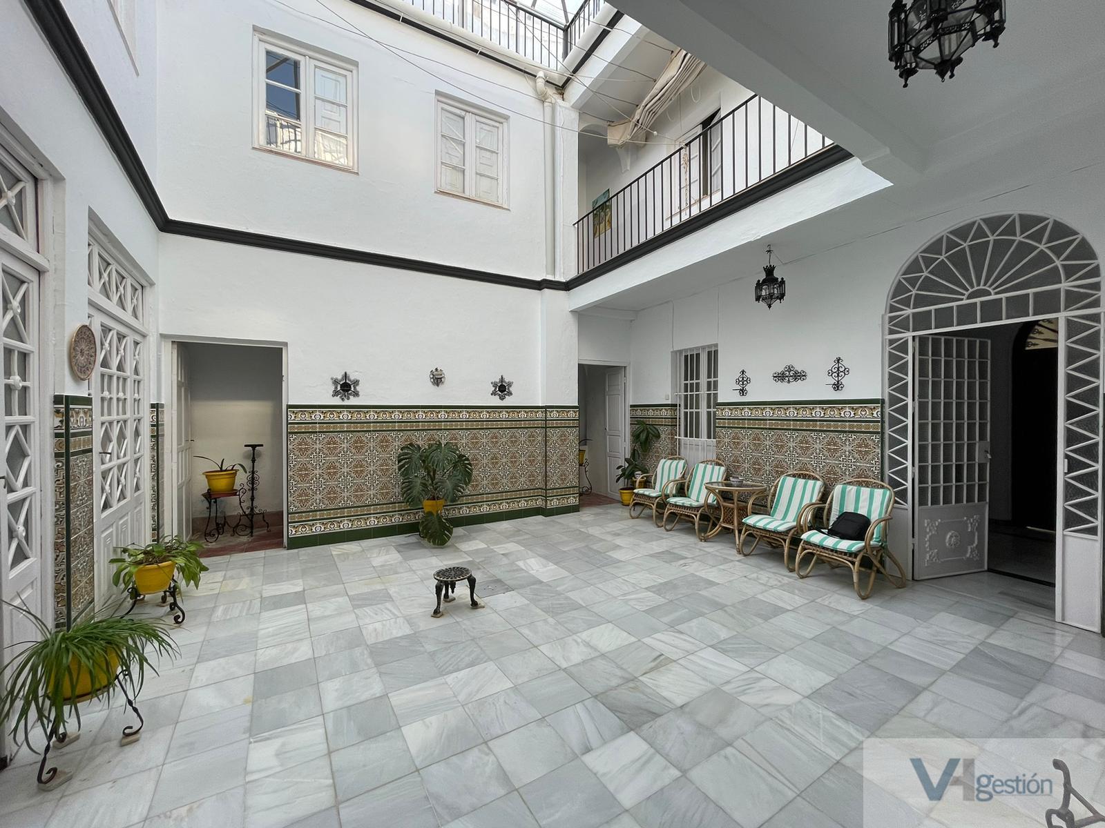 For sale of house in Villamartín