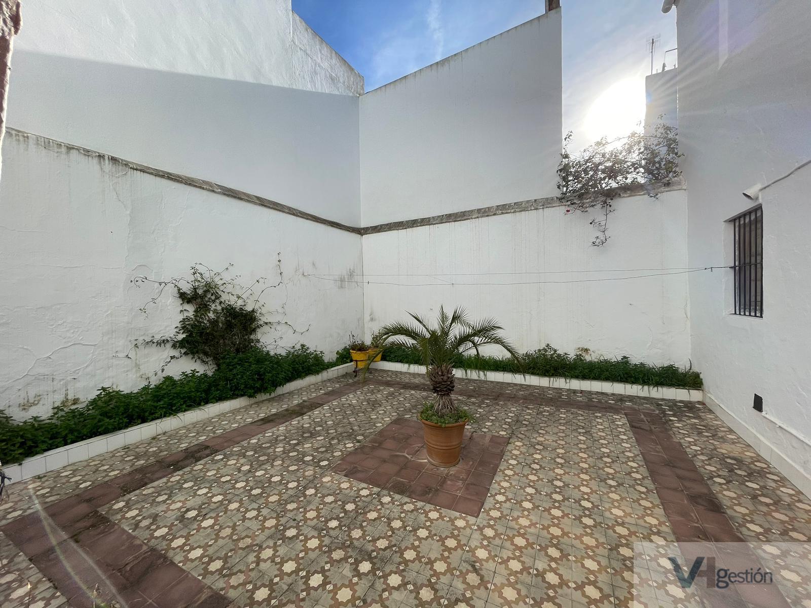 For sale of house in Villamartín