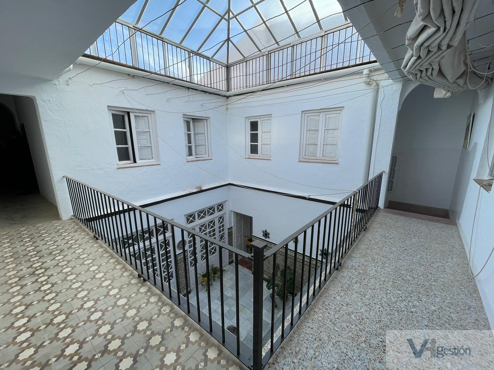 For sale of house in Villamartín