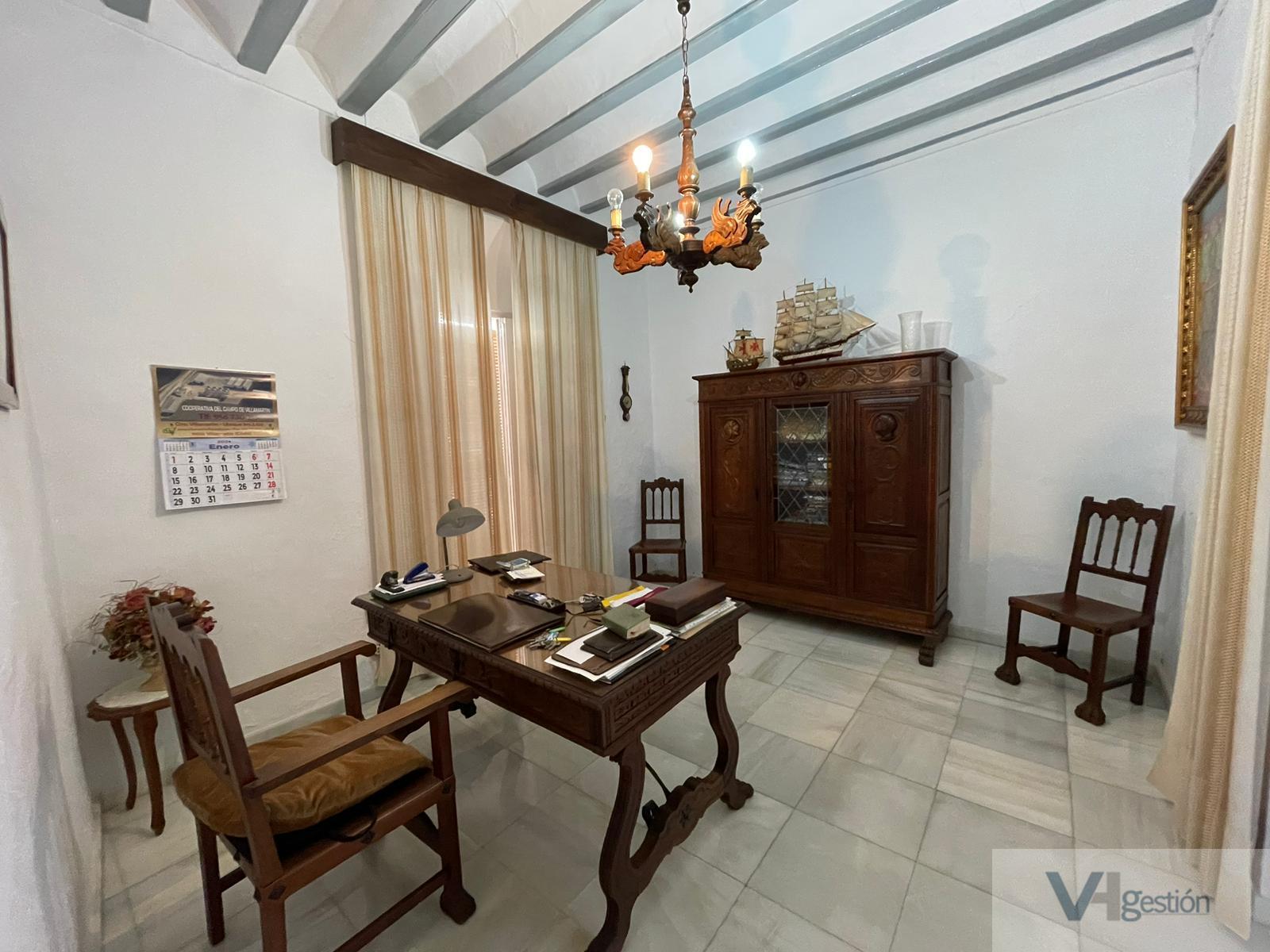 For sale of house in Villamartín