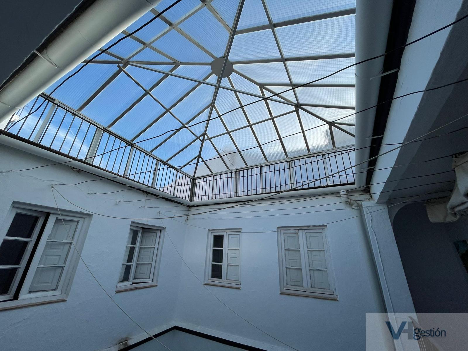 For sale of house in Villamartín