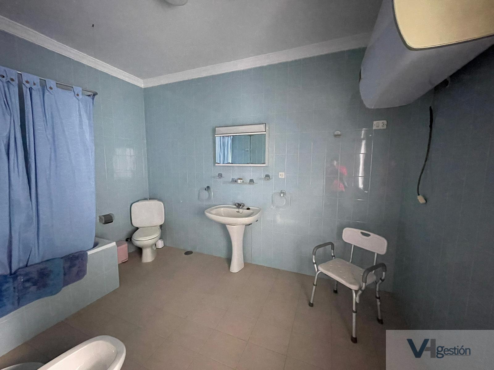 For sale of house in Villamartín