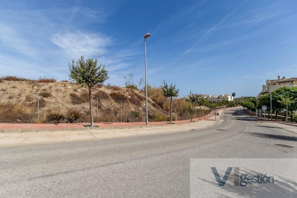For sale of land in Benalmádena