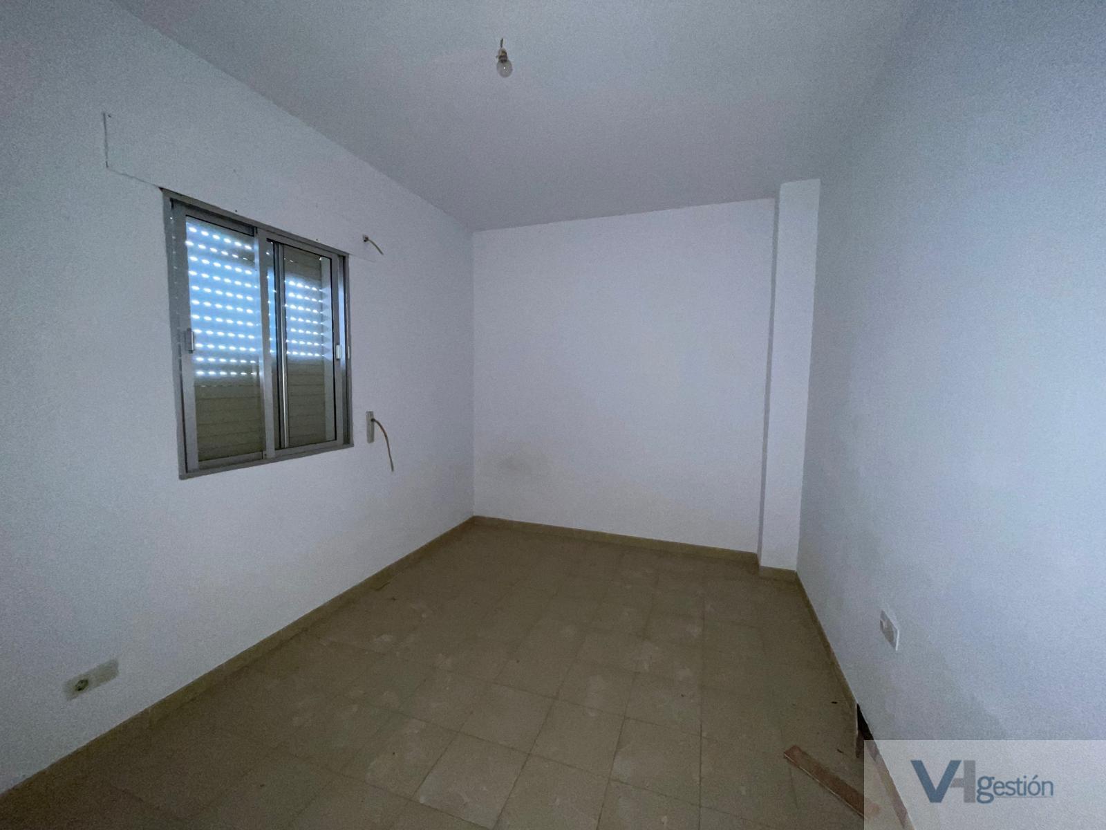 For sale of building in Villamartín