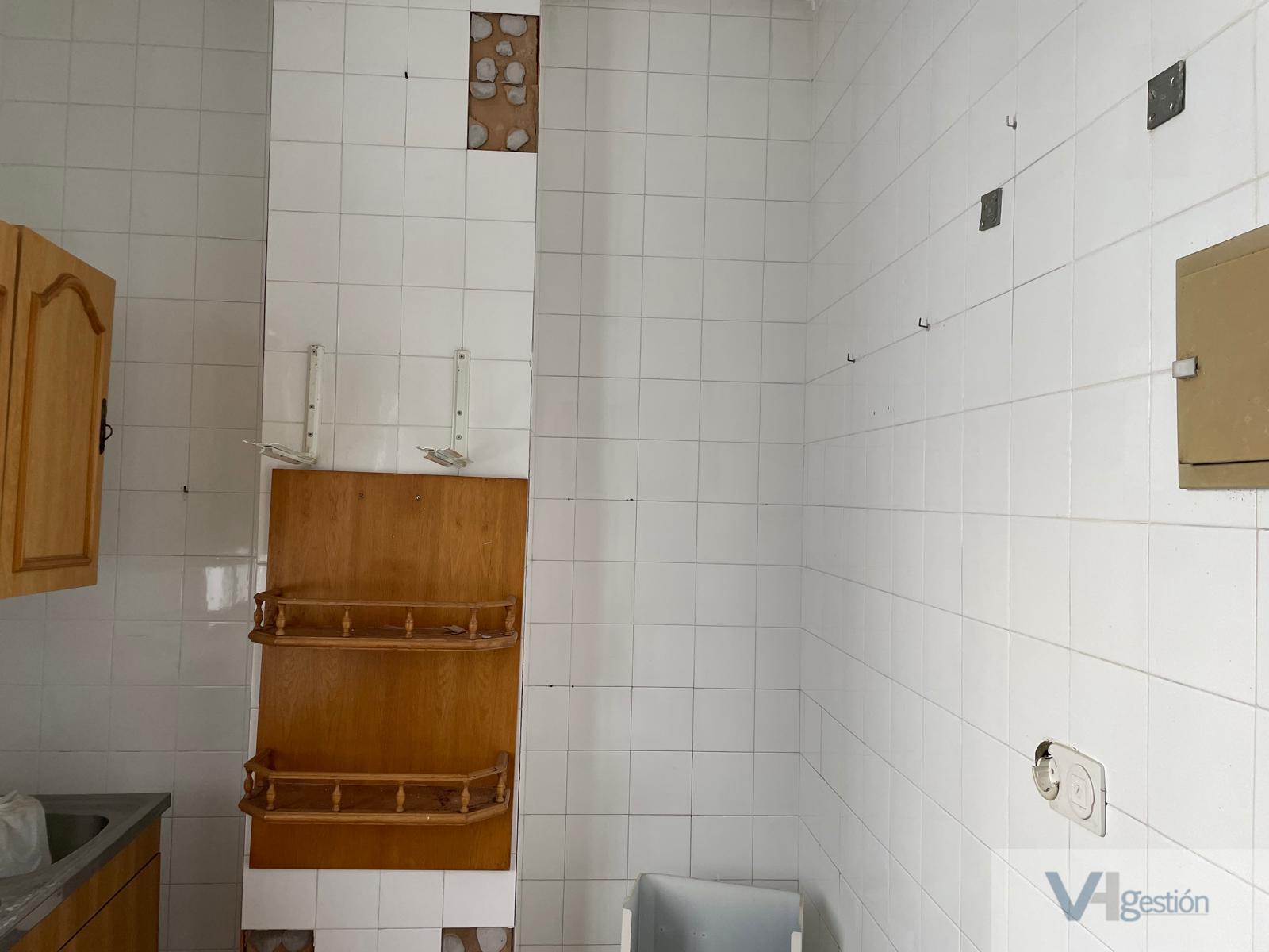 For sale of building in Villamartín