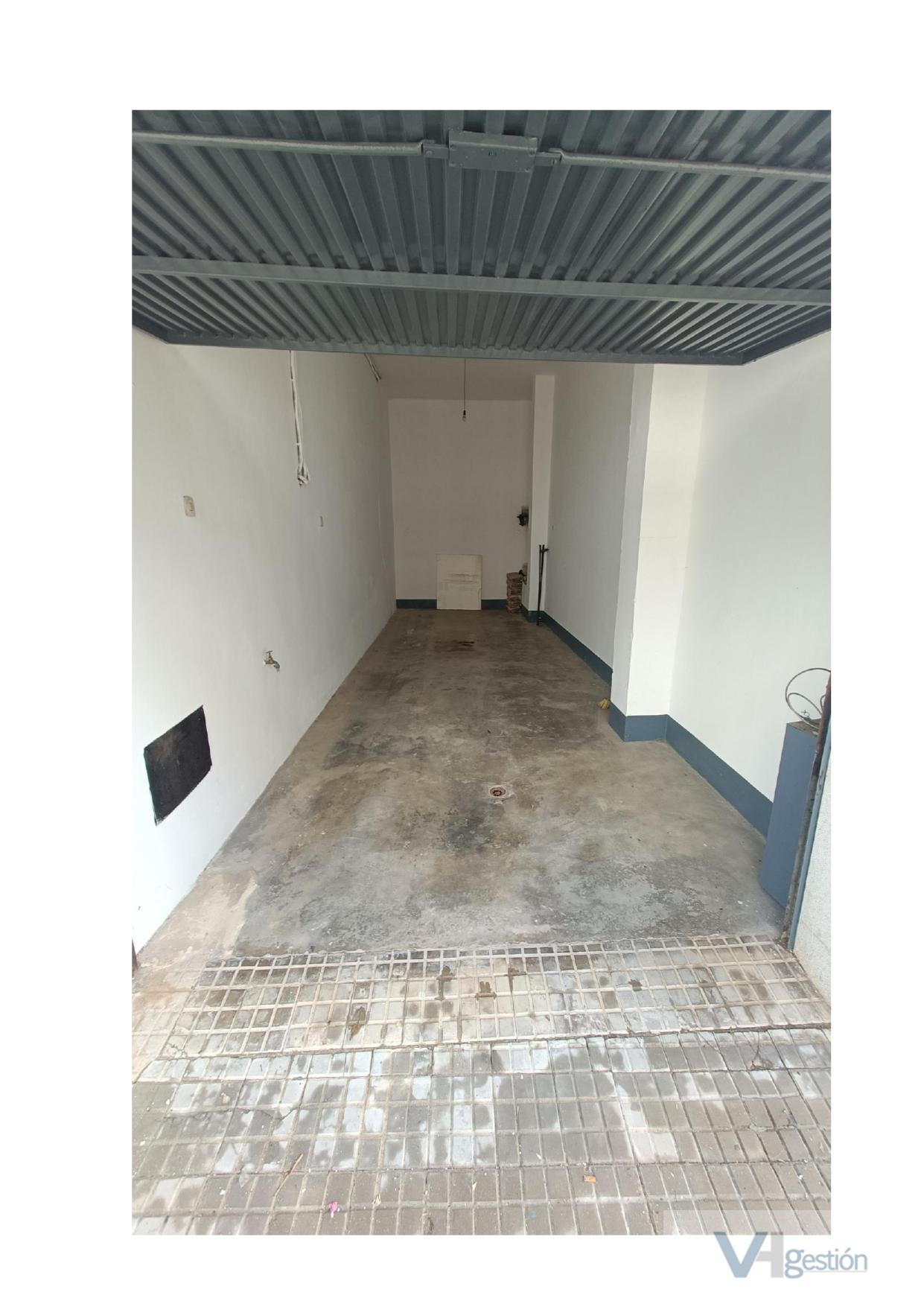 For sale of building in Villamartín